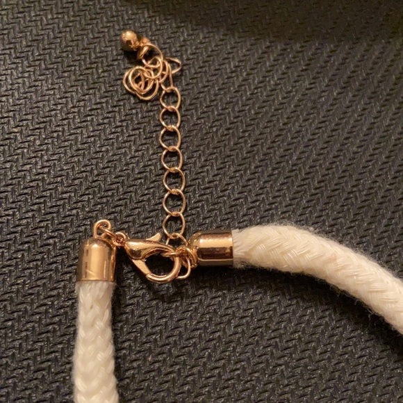 Bijoux Bar Women’s Bohemian Style Neutral Color With Gold Mix Beaded Necklace - Picture 3 of 3